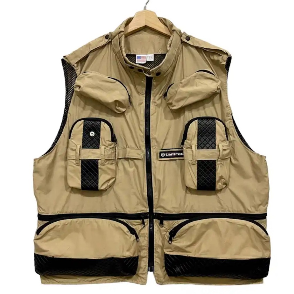 RARE!Made In Usa × Tracey Vest × Vintage
Vintage!! Tamrac Cargo Bondage Tactical
